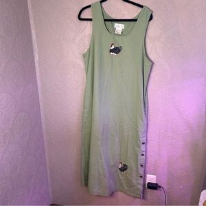 Green Sleeveless Dress with Embroidered Detail Vintage Mandala Bay Chicken L